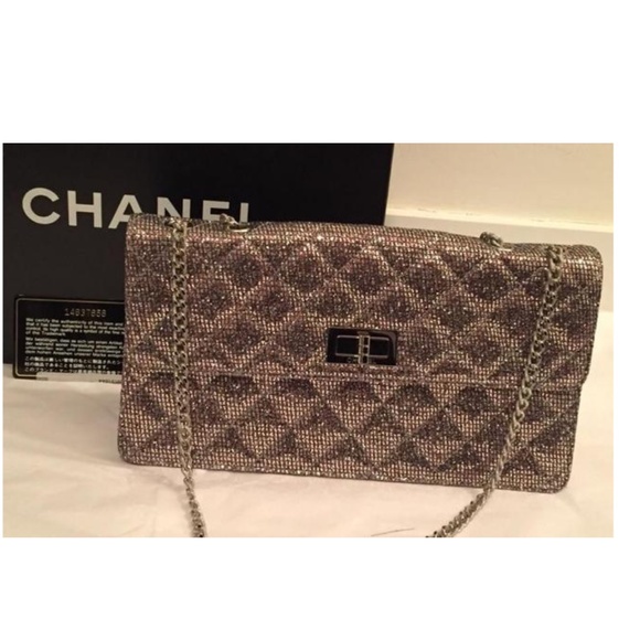 Authentic Chanel 2.55 Reissue Limited Edition Bag - Picture 6 of 8